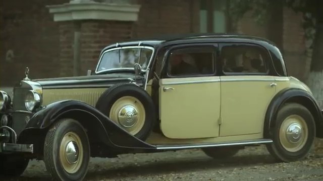1935 Mercedes-Benz 200 Lang Innenlenker [W21]