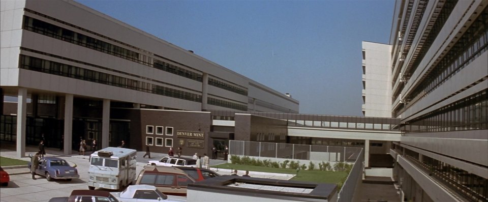 1986 Ford Aerostar RV Wagon [VN1]