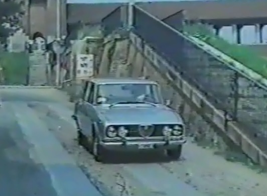 1971 Alfa Romeo 2000 Berlina [105.12]