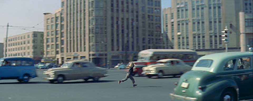 1951 Chevrolet Styleline De Luxe 4-Door Sedan [2103]