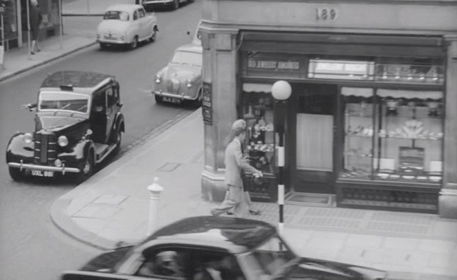 Imcdb Org 1957 Austin A35 s5 In The Man Who Was Nobody 1960