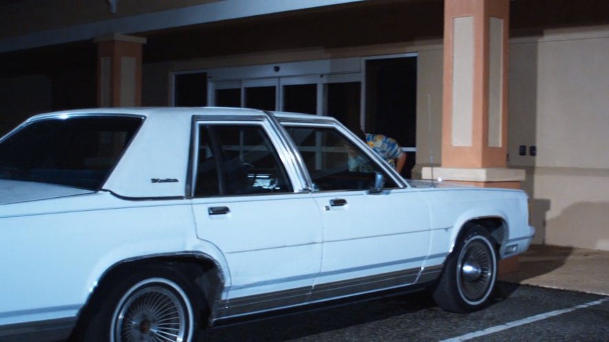 1988 Ford LTD Crown Victoria