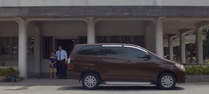 IMCDb Org 2014 Toyota Innova TGN40 In Guerrero Dos Tuloy Ang Laban