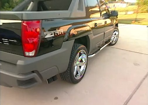 2002 Chevrolet Avalanche Z66 [GMT805]