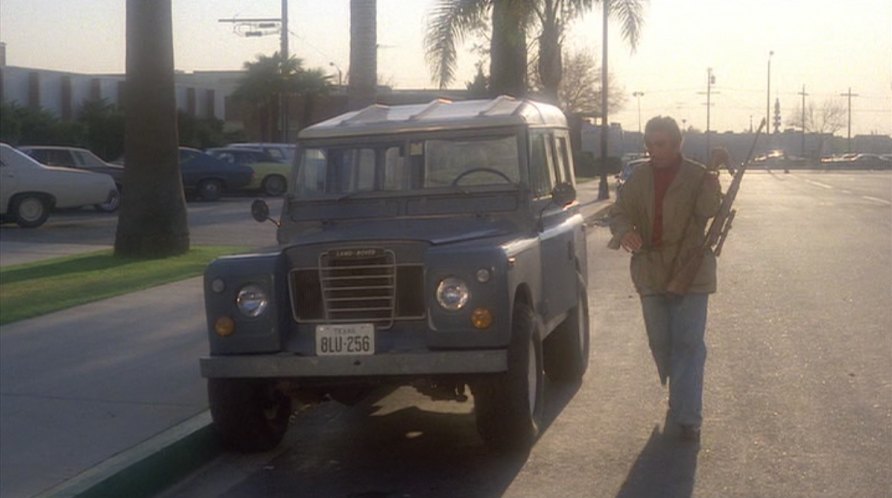 1971 Land-Rover 88'' Series III Station Wagon Federal Deluxe Hardtop
