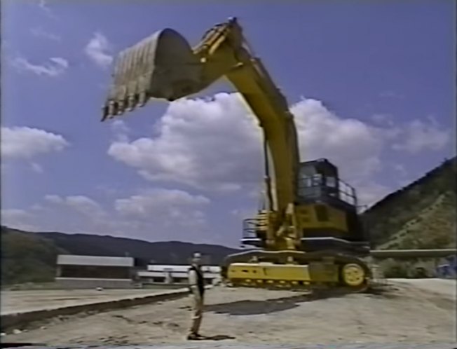 Komatsu PC 1600