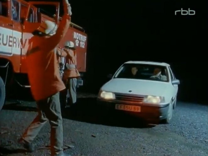 1989 Opel Vectra [A]