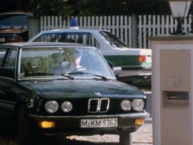 1982 BMW 520i [E28]