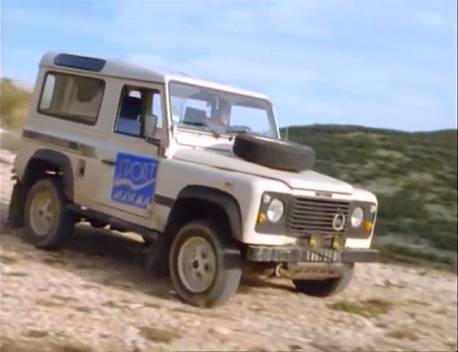 1990 Land-Rover Defender 90 Station Wagon