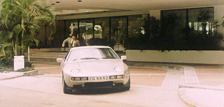 Porsche 928