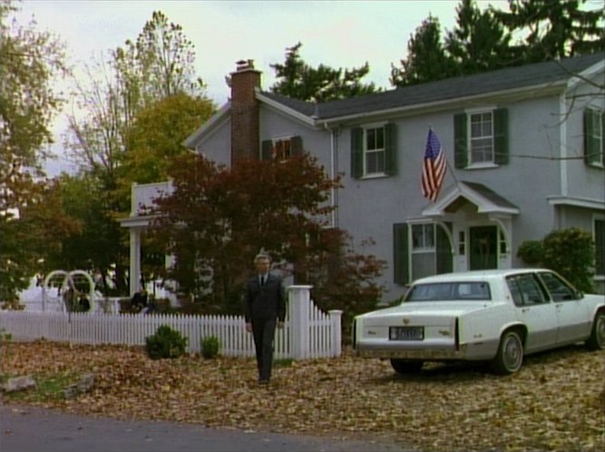 1989 Cadillac Sedan DeVille