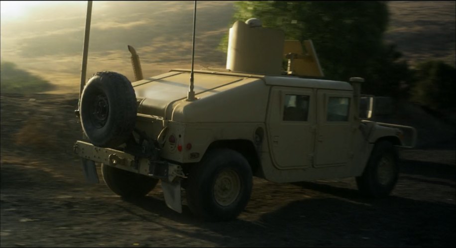 AM General HMMWV M1044