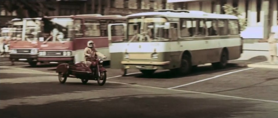 Ikarus 250