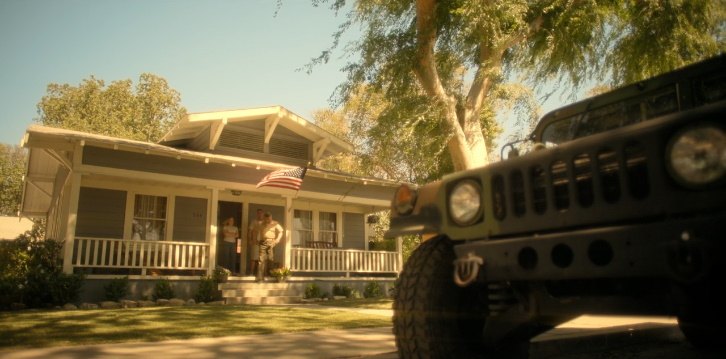 AM General HMMWV M1043