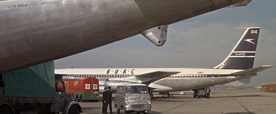 Bedford O-Type BOAC