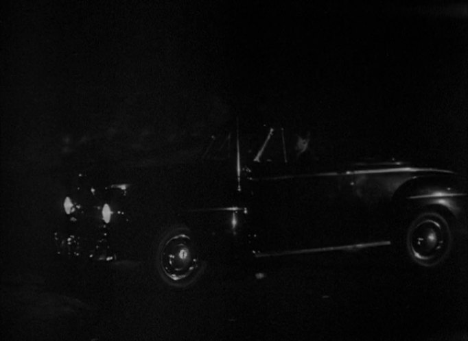 1946 Ford Super De Luxe Convertible Coupe [69A-76]
