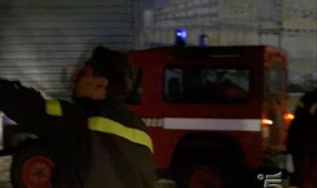 Land-Rover Defender 90 Vigili del fuoco
