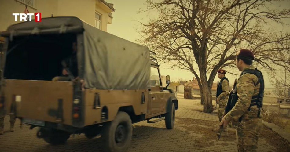 Land-Rover Defender 110 Pickup