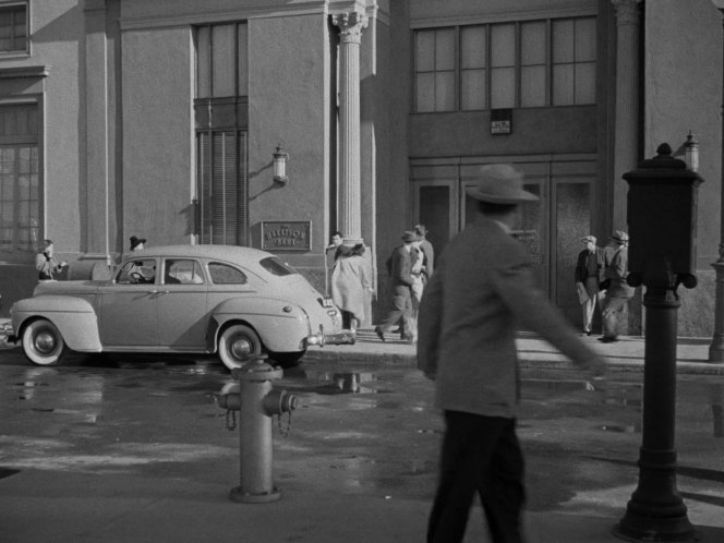 1941 De Soto Custom Four-Door Sedan [S-8-C]