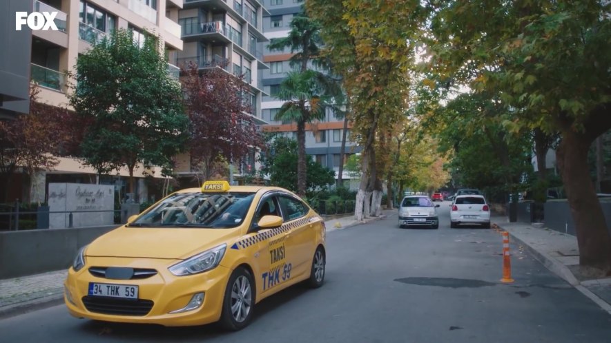 IMCDb Org Hyundai Accent Blue RB In Evlilik Hakkinda Her Sey 2021