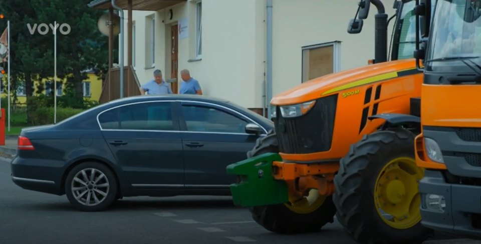 John Deere 5100 M