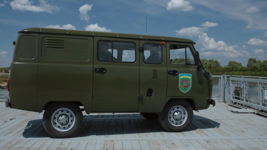UAZ 3909
