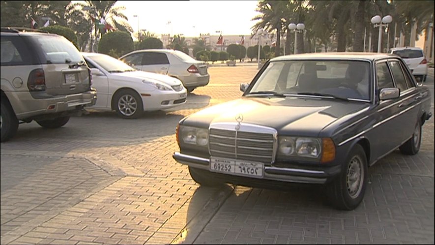 Mercedes-Benz 230 E [W123]