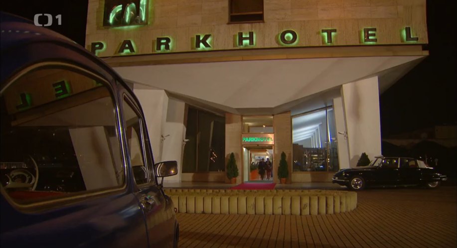 1957 Citroën ID 19 (pretending DS 19)