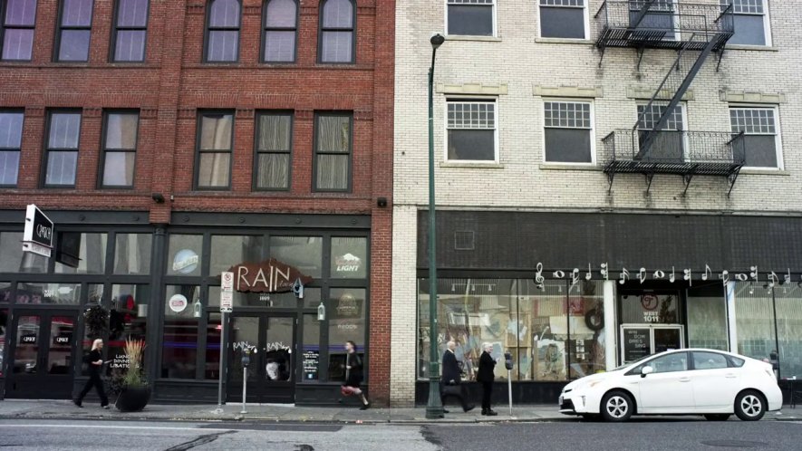 2012 Toyota Prius III [ZVW30]