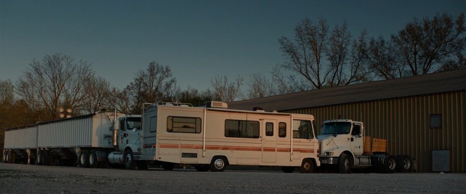 2000 International 9200i