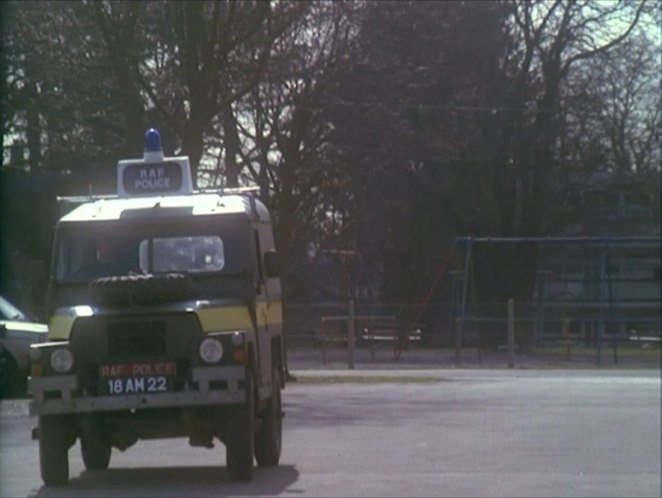 1980 Land-Rover 88'' Series III Light-Weight RAF Police