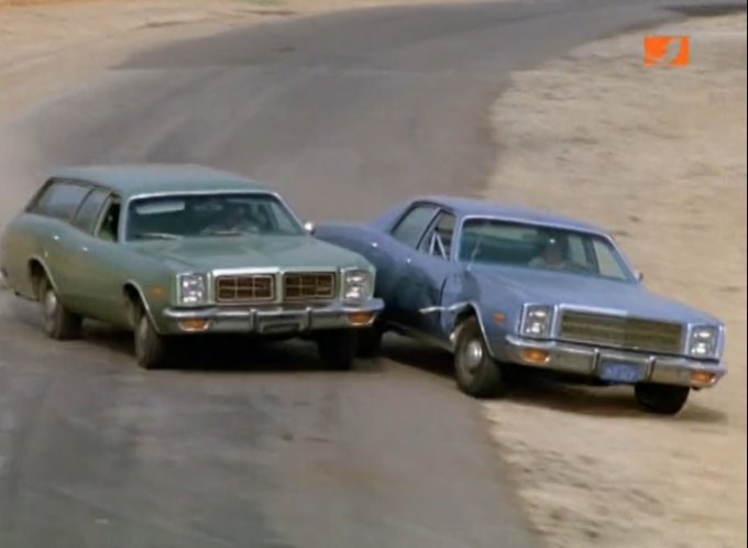 1977 Dodge Monaco Wagon