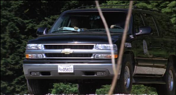 2003 Chevrolet Suburban LS 1500 [GMT830]