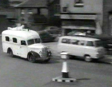 Thames 10cwt Personnel Carrier [400E]