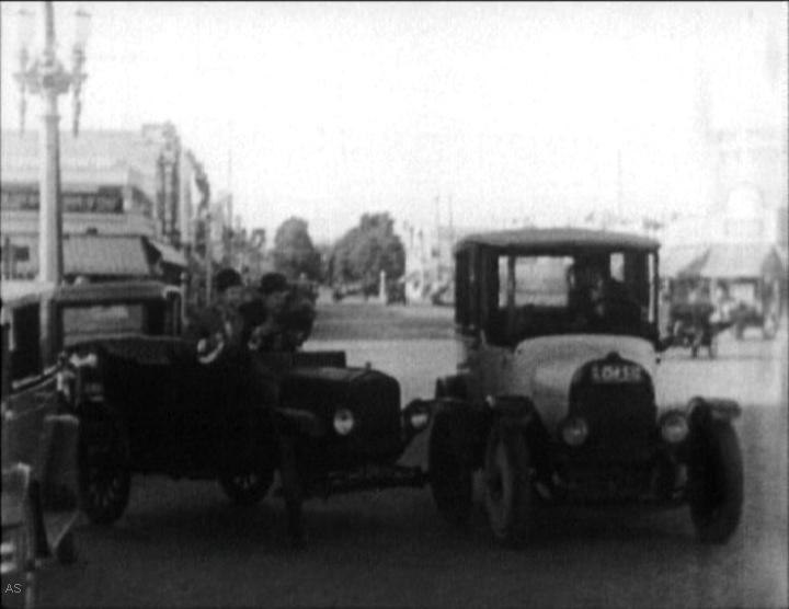 1920 Yellow Cab unknown