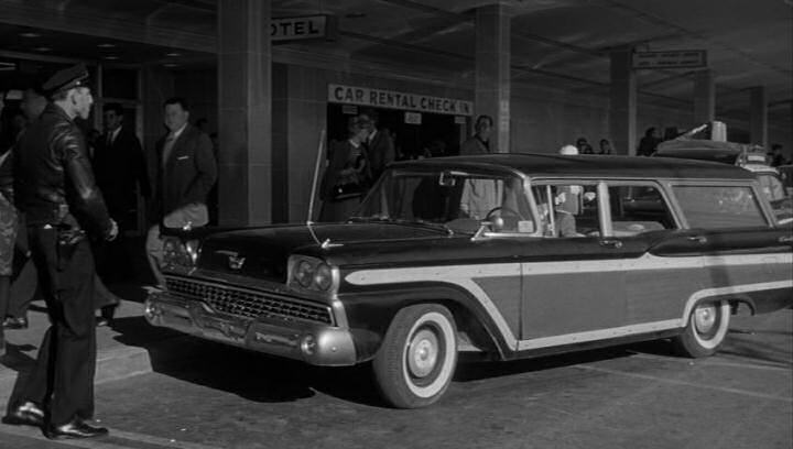 1959 Ford Country Squire 9-Passenger Station Wagon [71G]