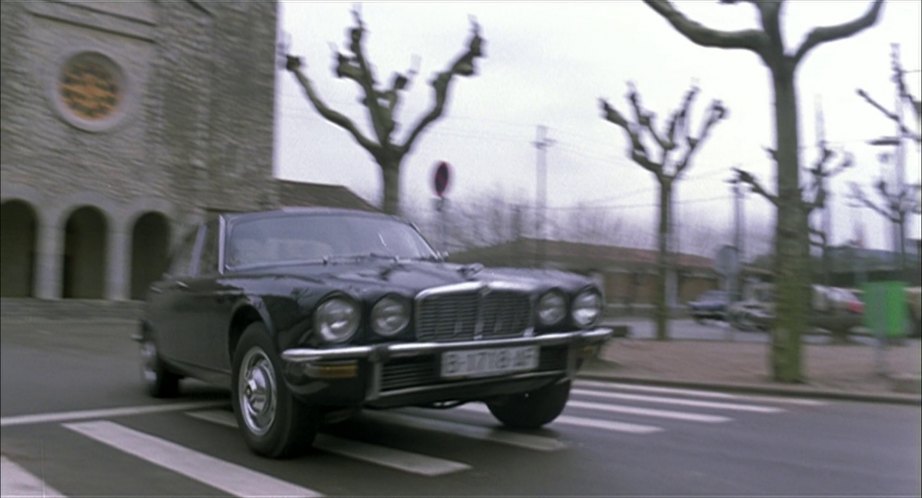 1974 Jaguar XJ6 [Series II]