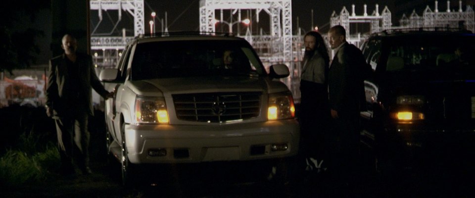 2002 Cadillac Escalade EXT [GMT806]