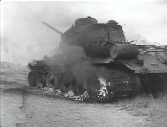 1944 Krasnoye-Sormovo T-34/85
