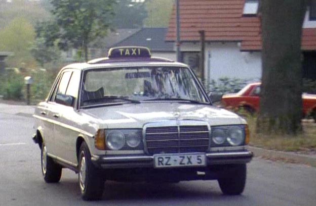1976 Mercedes-Benz Taxi [W123]