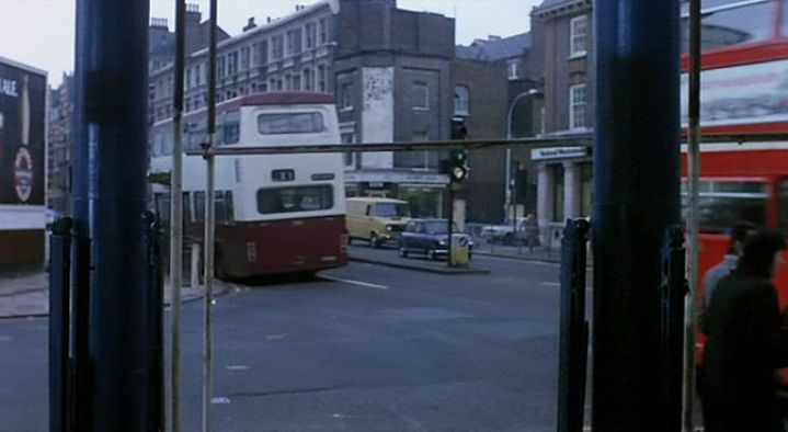 MCW Metrobus