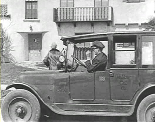 1925 Yellow Cab Model O-4