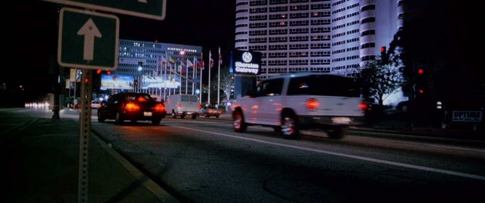 1995 Ford Explorer XLT [UN105]