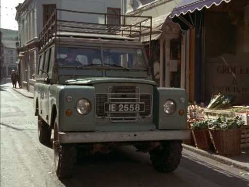 1972 Land-Rover 109'' Series III Station Wagon