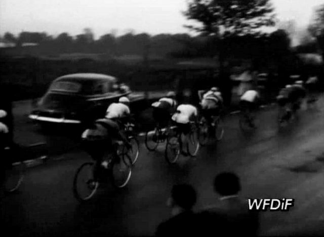 1946 Chevrolet Fleetmaster Sport Sedan 'Demokratka' [2103]