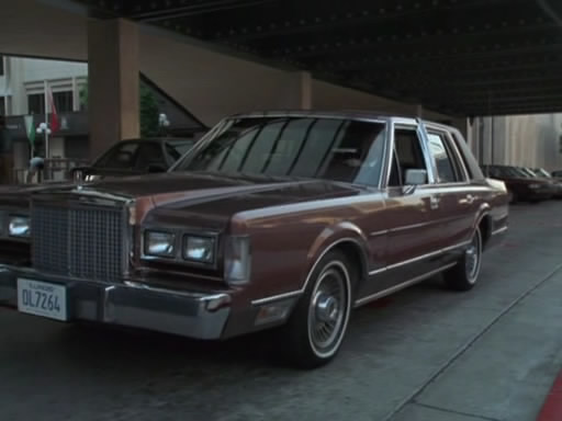 1985 Lincoln Town Car [54D]