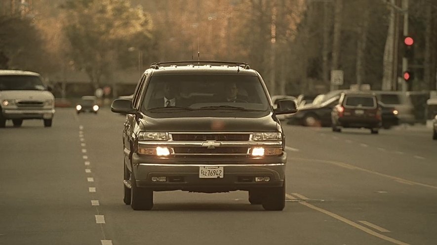 2002 Chevrolet Suburban [GMT830]