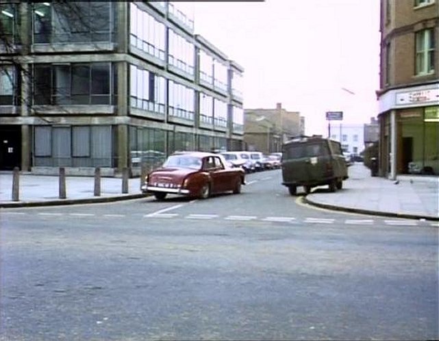 Commer 1500 Post Office Telephones [FC]