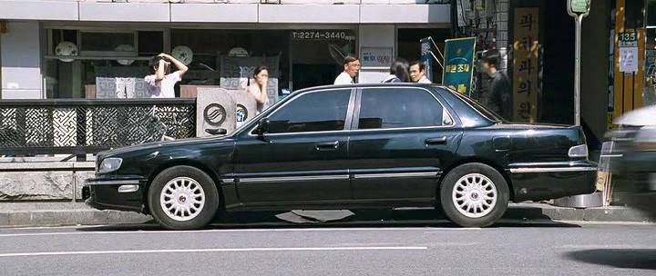 2000 Hyundai Dynasty [LX]