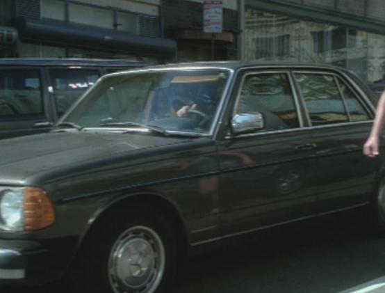 1977 Mercedes-Benz [W123]